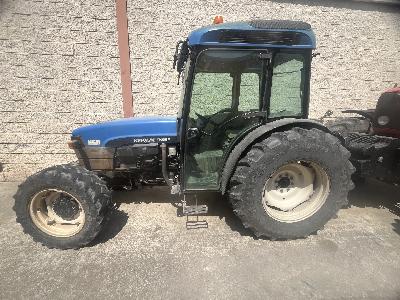 New Holland TN95F